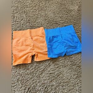 Women’s Orange and Blue scrunch butt workout Shorts Set Large